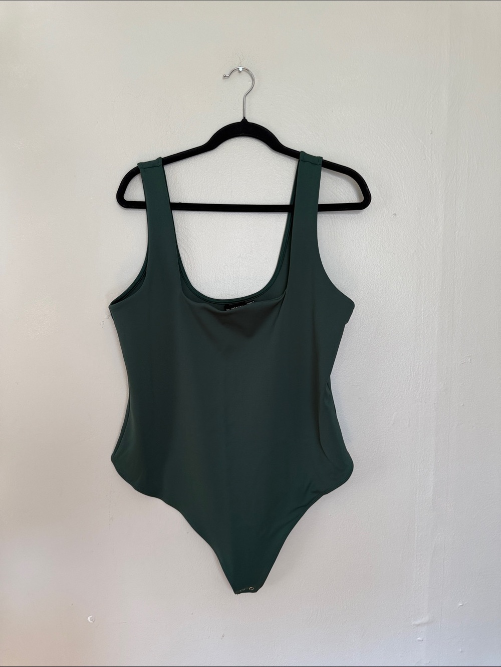 NWOT Good American Classic Scoop-Back One-Piece bodysuit in Deep Green 3XL